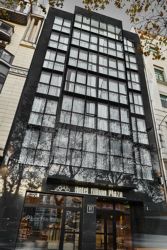 Fachada vertical hotel bilbao plaza